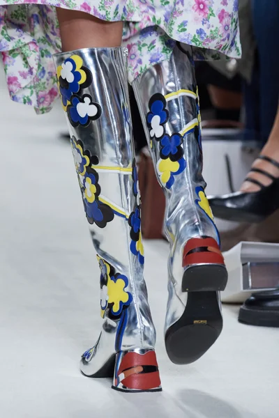 Look 114